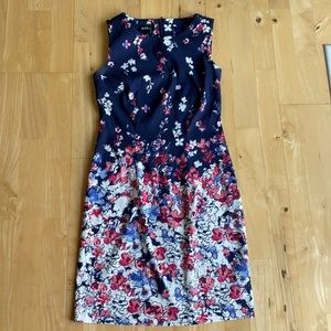 Pretty Floral Dress 👗